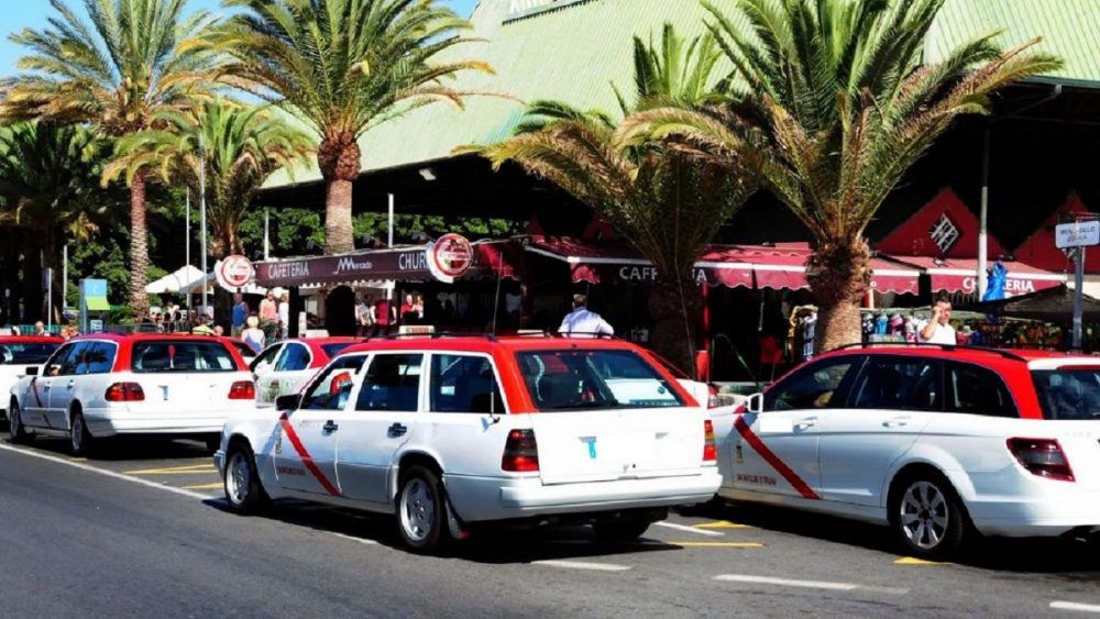La Polizia Locale intensifica il controllo sui conducenti dei taxi