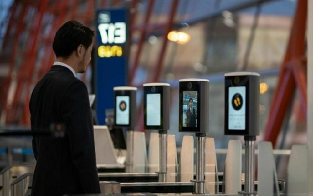 È arrivata la fine dell’era cartacea della carta d’imbarco?