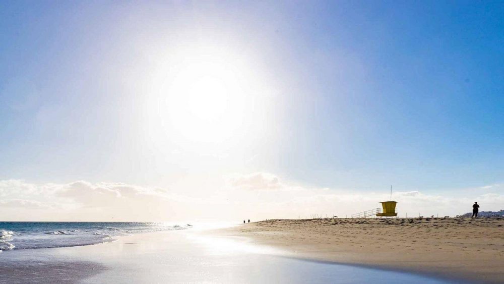 Le Isole Canarie stanno vivendo un clima estivo