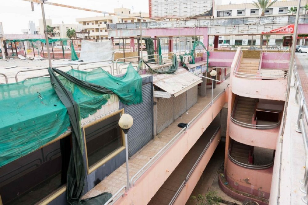 Demolizione del Centro Commerciale Metro in Playa del Inglés