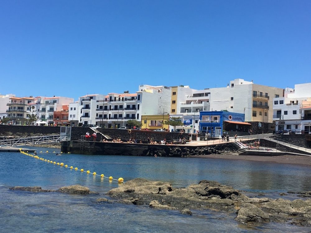 El Hierro. Nona Bandiera blu per la spiaggia di La Restinga