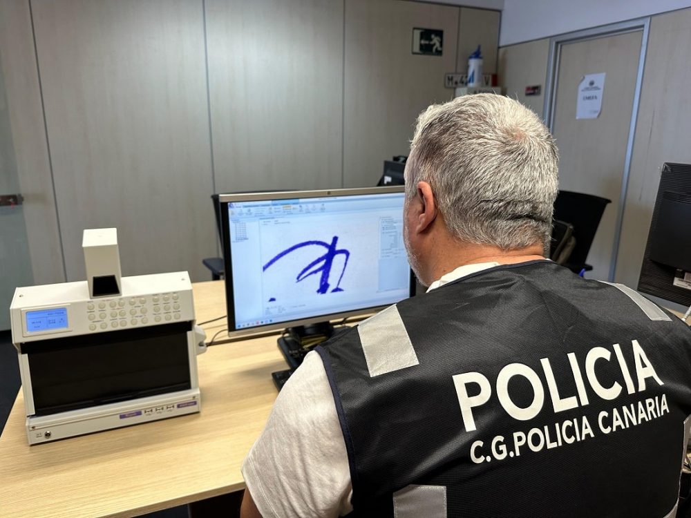 La Polizia autonoma organizza un forum sui graffiti vandalici