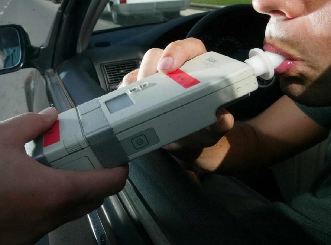 Alcoltest. La rara sindrome che “ubriaca” senza bere: cause, sintomi e cure