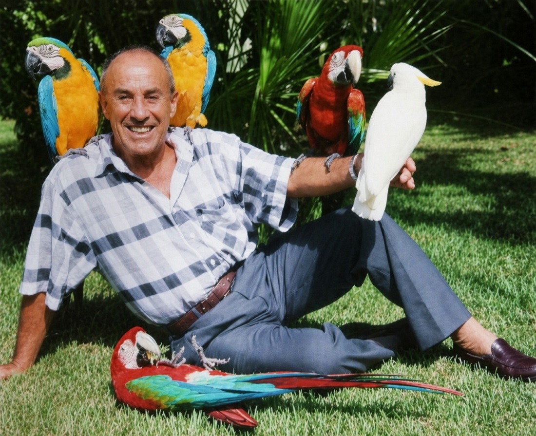 Loro Parque rende omaggio all’artista lanzaroteño César Manrique