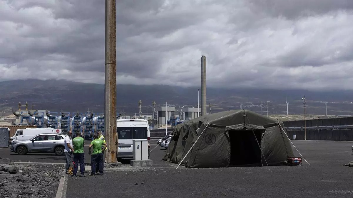 Tenerife, avviate le operazioni preparatorie nel porto di Granadilla per l’arrivo della MV Hondius